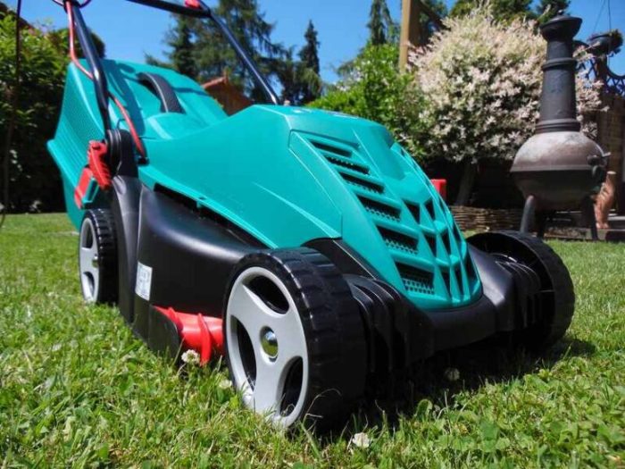 Electric vs gas-powered lawn equipment